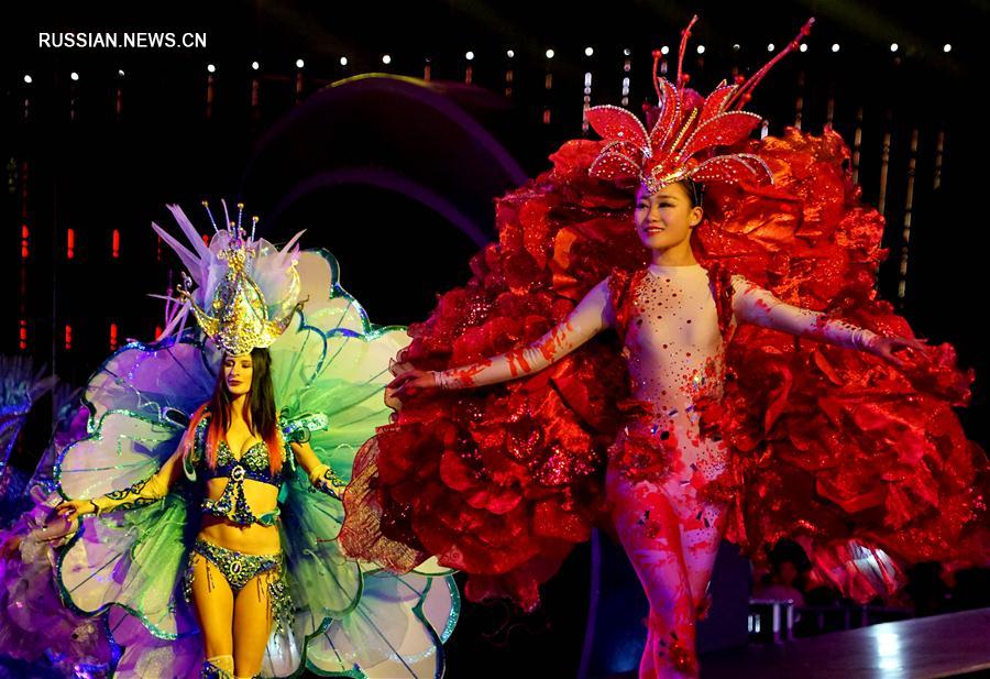 В Центральном Китае открылся фестиваль пионов