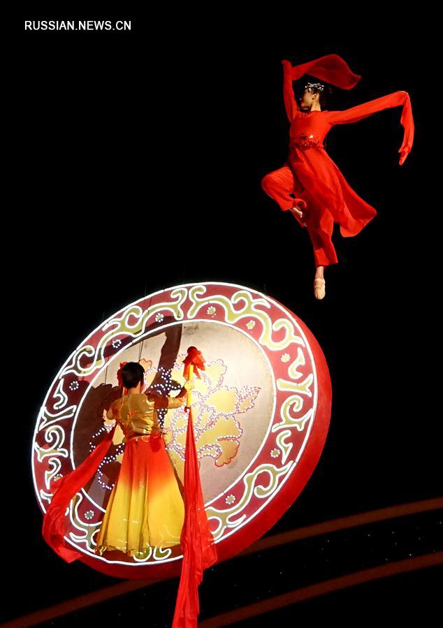 В Центральном Китае открылся фестиваль пионов