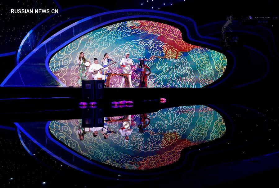 В Центральном Китае открылся фестиваль пионов