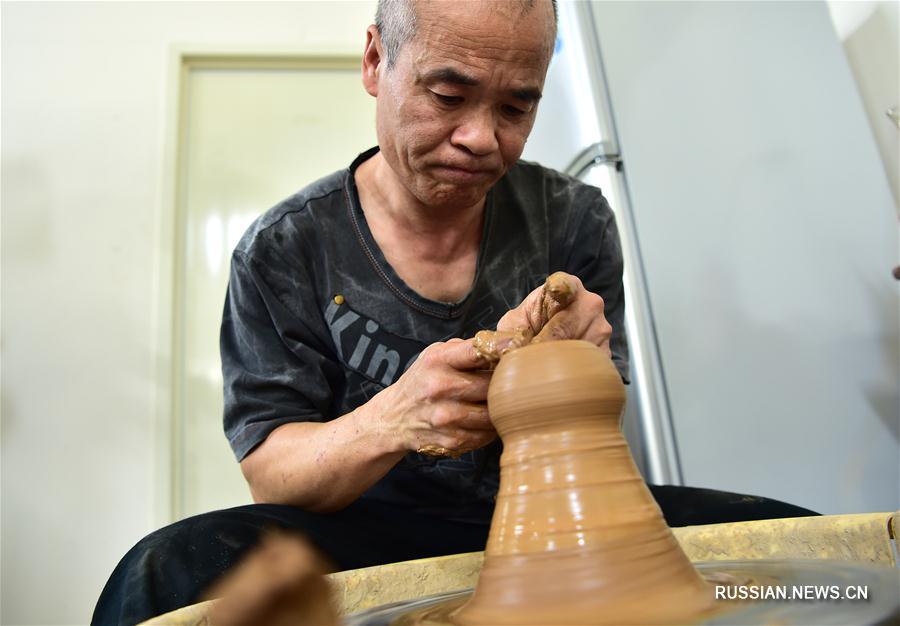 Уникальная керамика из красной глины от тайваньского мастера