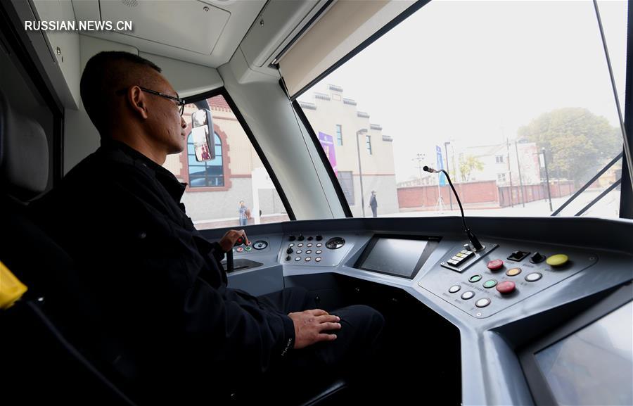 Первый в мире трамвай на водороде сдан в коммерческую эксплуатацию в Таншане
