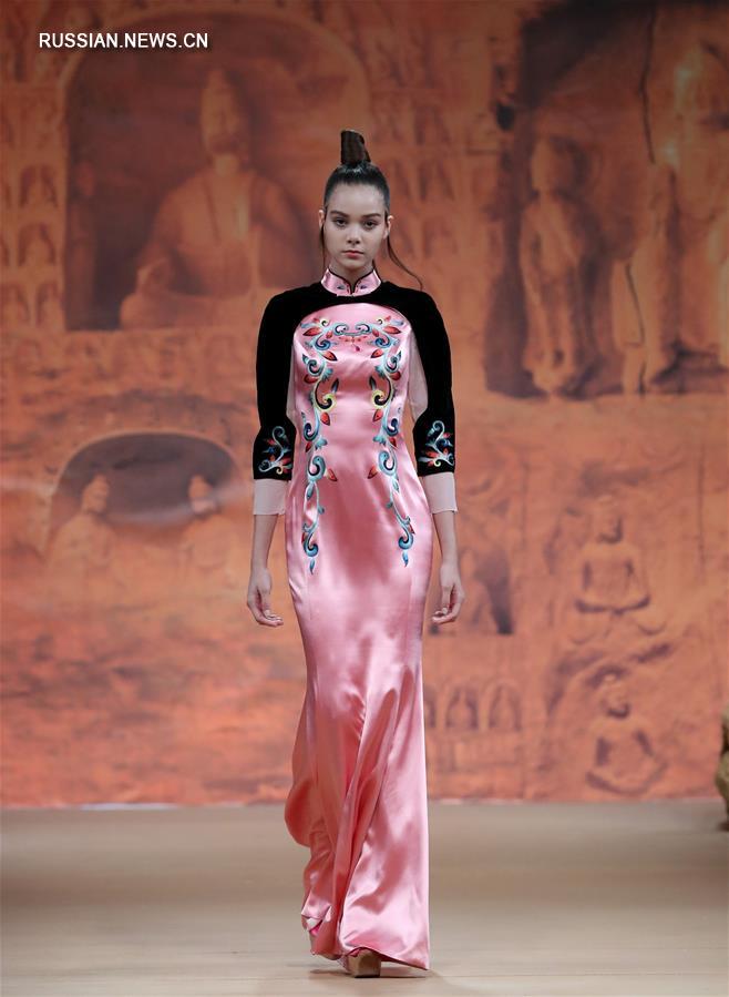В Пекине открылась Китайская международная неделя моды сезона весна-лето 2018