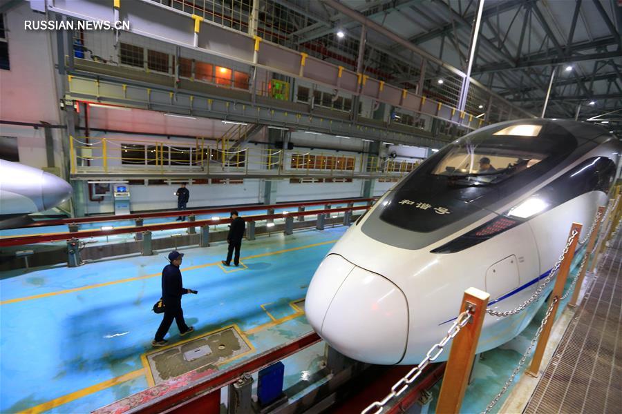 Подготовка высокоскоростных поездов к "чуньюню" в Гуйяне