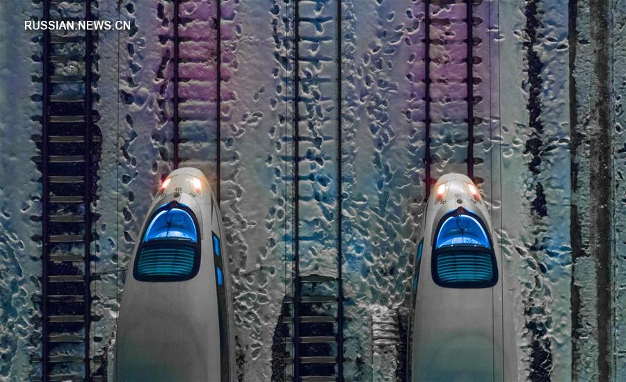 Хэфэйские высокоскоростные поезда в ожидании "чуньюня"