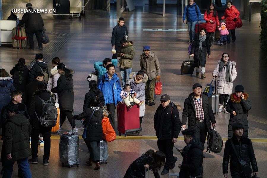 За первые 12 дней особого режима работы транспорта в связи с Праздником Весны железнодорожный  пассажирооборот в Китае превысил 100 млн человек 