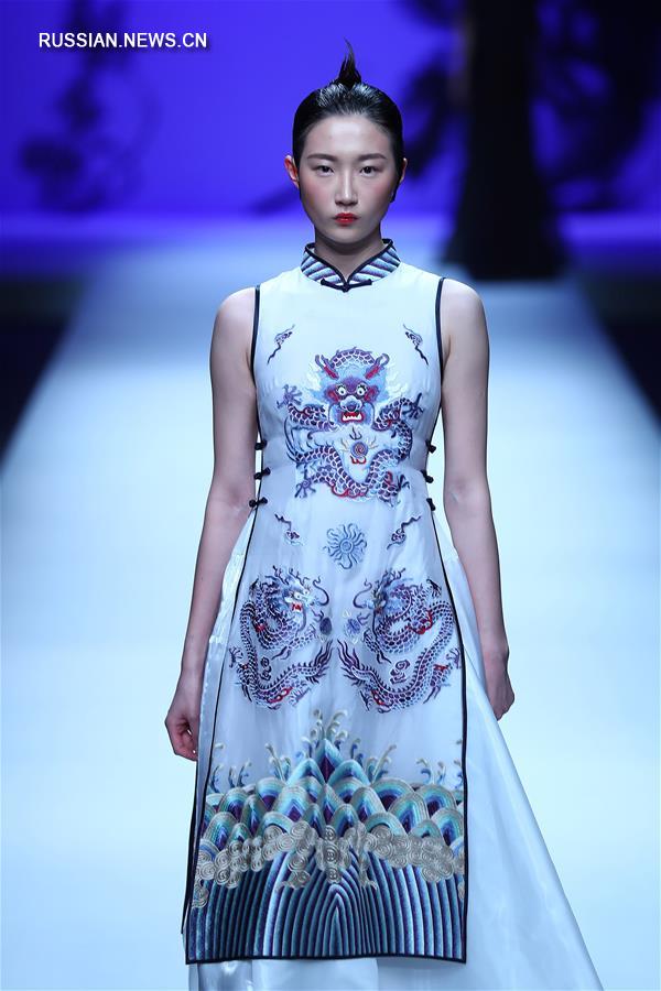 Китайская международная неделя моды 2018 -- Коллекция от Хао Вэйминя
