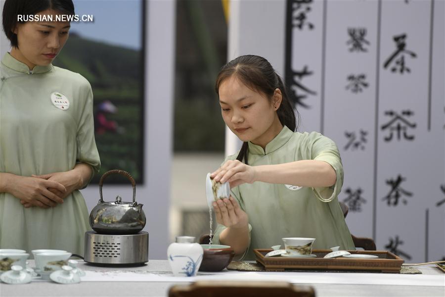 "Чайный поселок" в провинции Чжэцзян