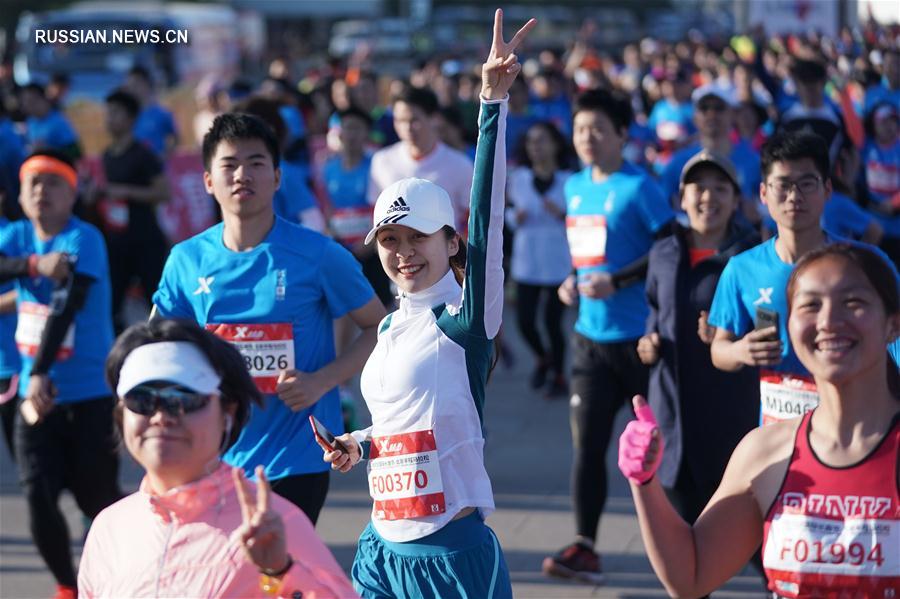 В Пекине прошел международный полумарафон-2018