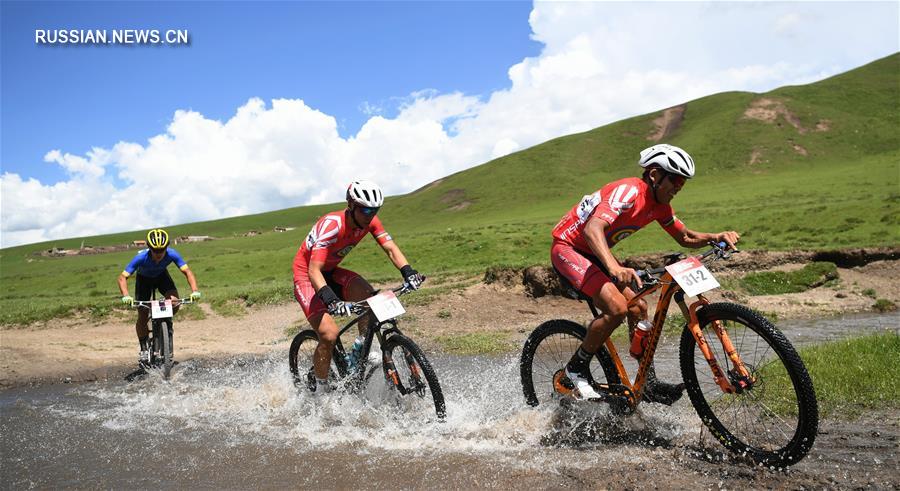 Велосипедные гонки "Чудеса Тибета-2018" на северо-западе Китая