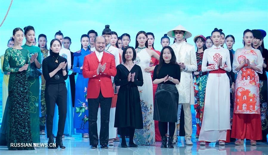 Китайская неделя моды весна/лето-2019 в Пекине