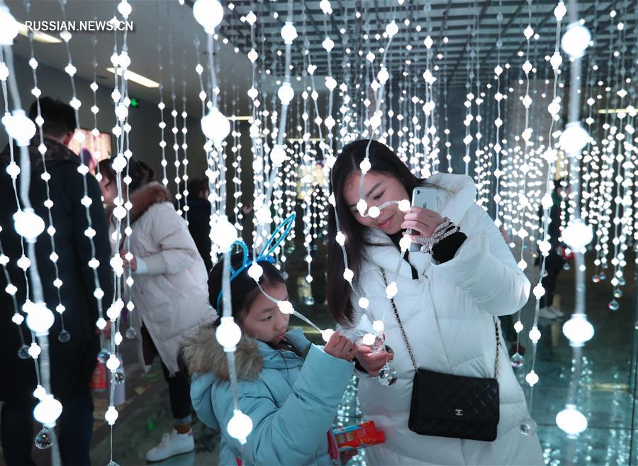 Фестиваль фонариков в провинции Сычуань