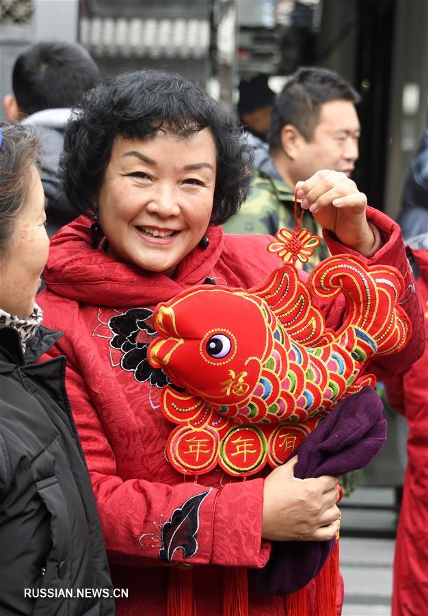 Фестиваль весеннего провозвестия в переулках Пекина