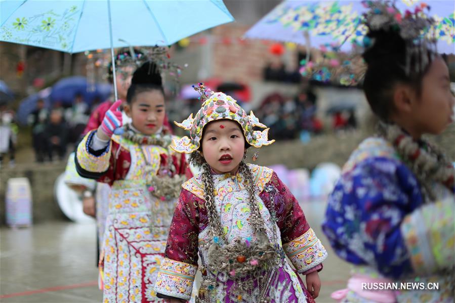 Праздник "Чисянсы" в честь прихода весны в уезде Жунцзян