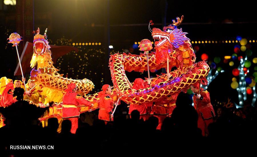 В Китае встречают Праздник фонарей 