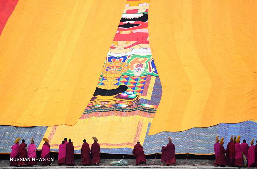 Ежегодный праздник Чжаньфо в тибетском монастыре Лабранг