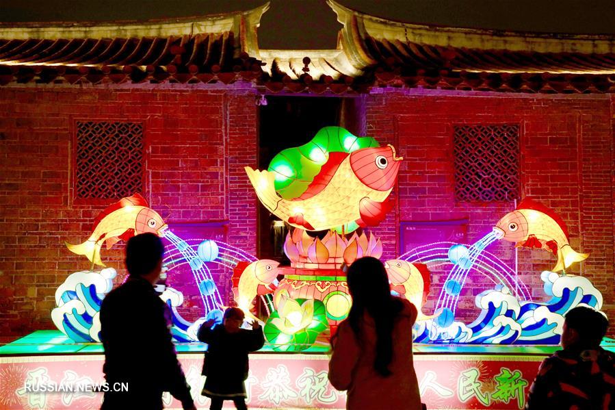 Красочные кварталы фонарей в провинции Фуцзянь  