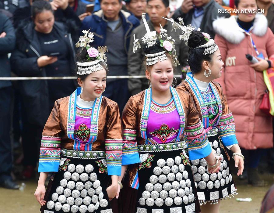 Празднование второго дня второго лунного месяца в уезде Жуншуй