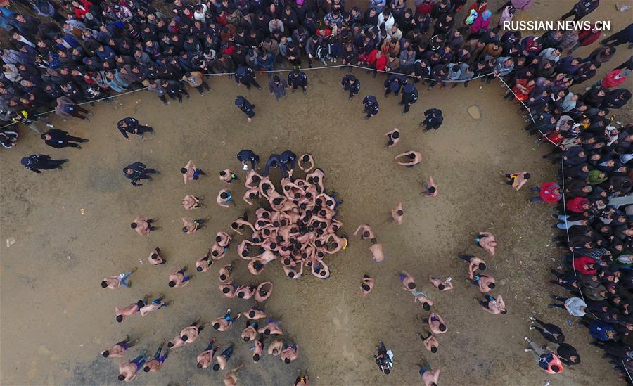 Празднование второго дня второго лунного месяца в уезде Жуншуй