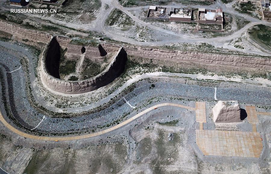 Древняя крепость-"черепаха" на северо-западе Китая