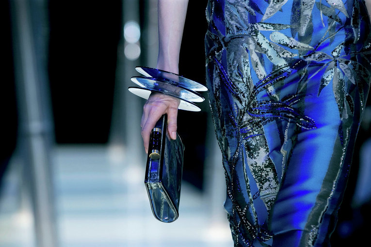 Показ коллекции Giorgio Armani в рамках недели высокой моды в Париже. 2015 год