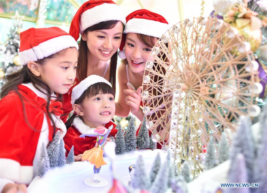 （XHDW）（1）香港举行圣诞节预热活动