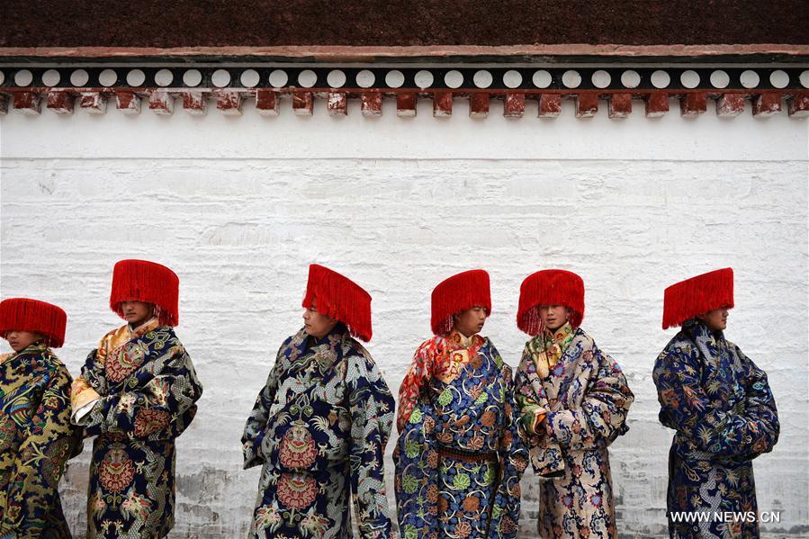 CHINA-GANSU-XIAHE-LABRANG MONASTERY-RELIGIOUS DANCE (CN)