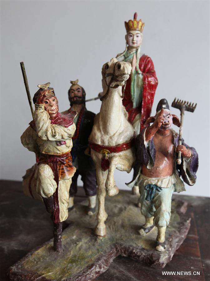Потомственный мастер глиняной скульптуры из провинции Хэбэй