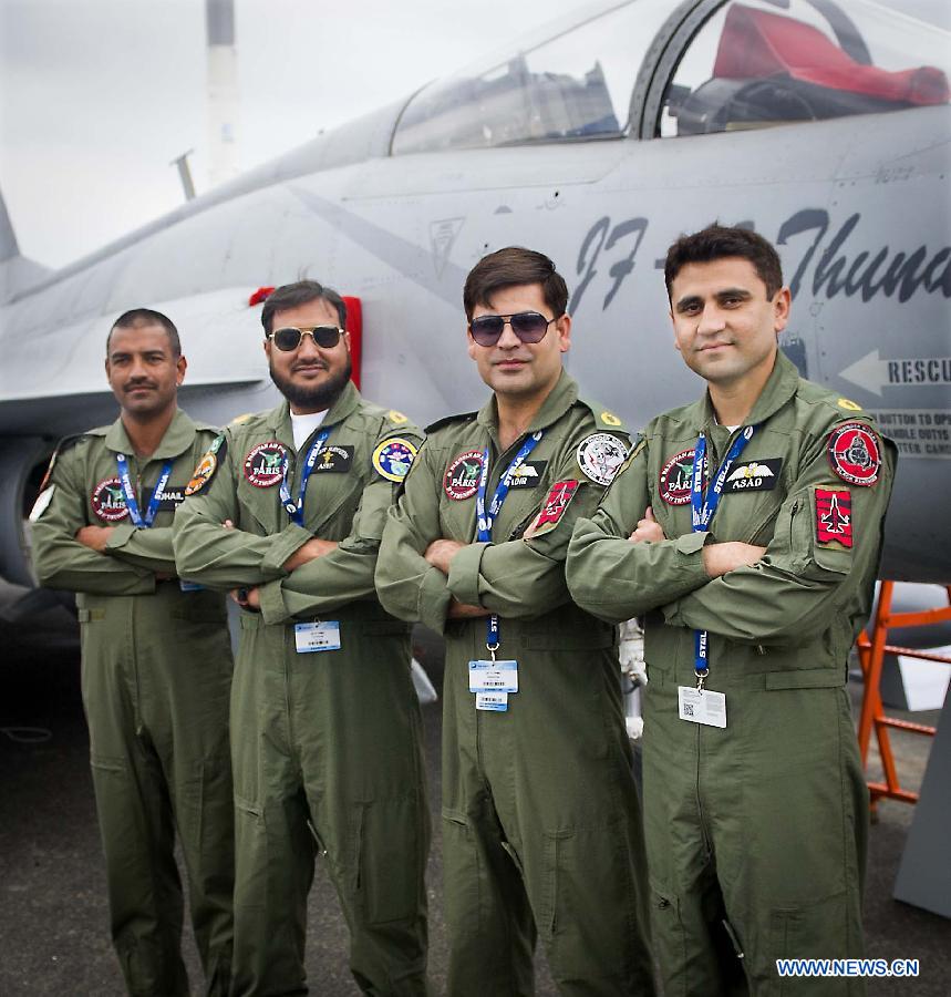 （国际）（3）中国&ldquo;枭龙&rdquo;亮相巴黎航展