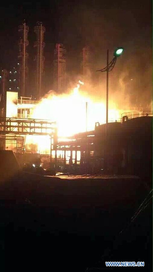 #（突发事件）（3）江苏南京一化工厂发生火灾