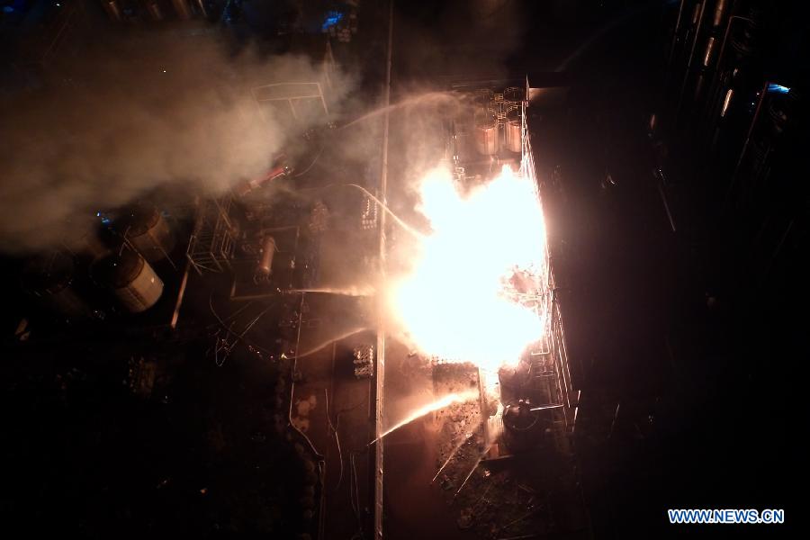 （突发事件）（4）南京德纳化工厂发生爆炸