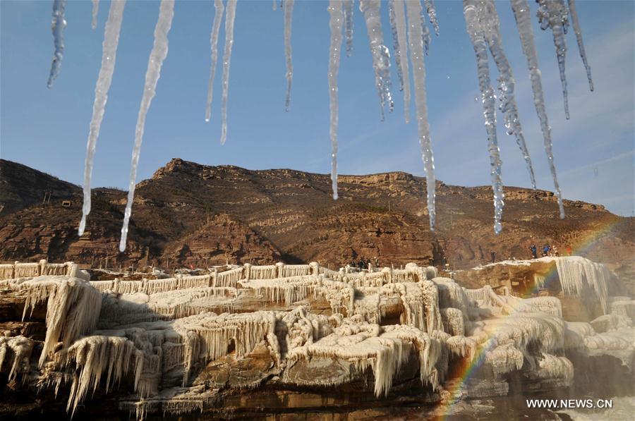#（生态）（1）黄河壶口瀑布现冰挂景观