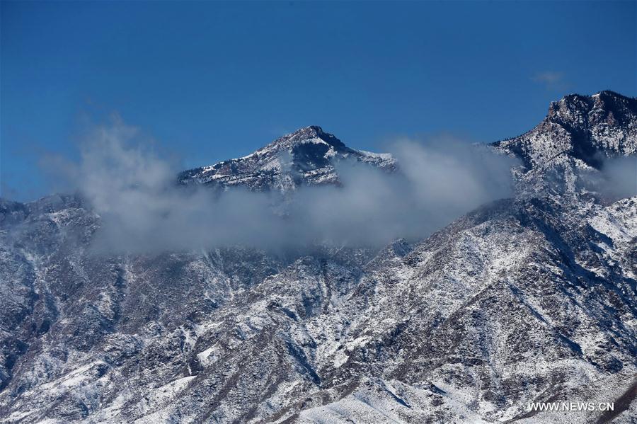 CHINA-YINCHUAN-SNOW-SCENERY(CN)*