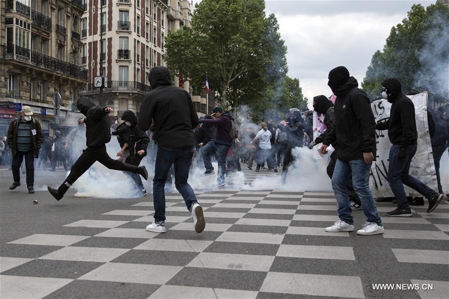 （国际）（4）法国反对劳动法改革游行引发暴力冲突