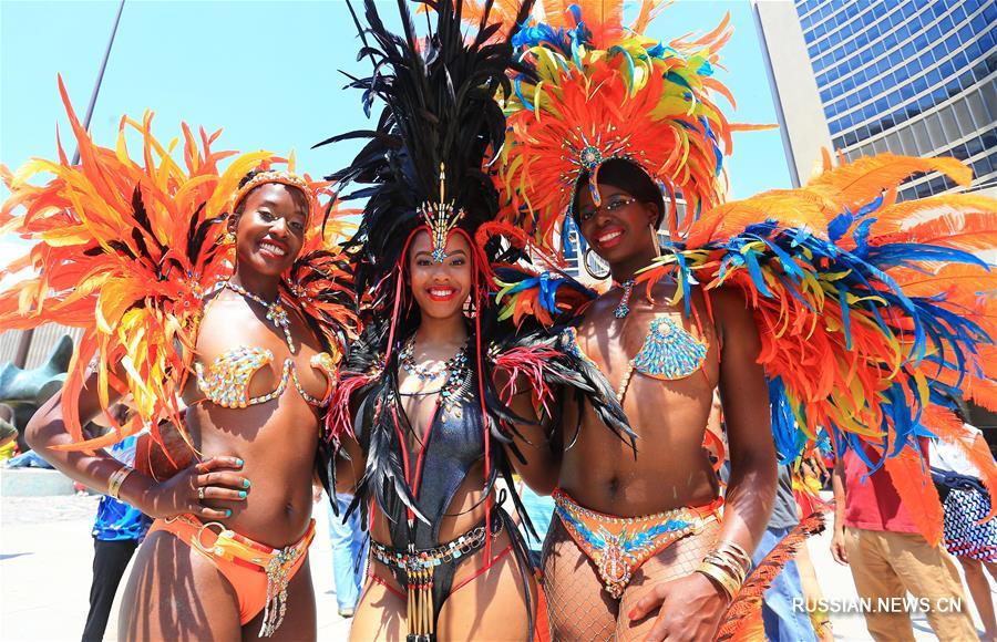 В Торонто открылся Карибский карнавал