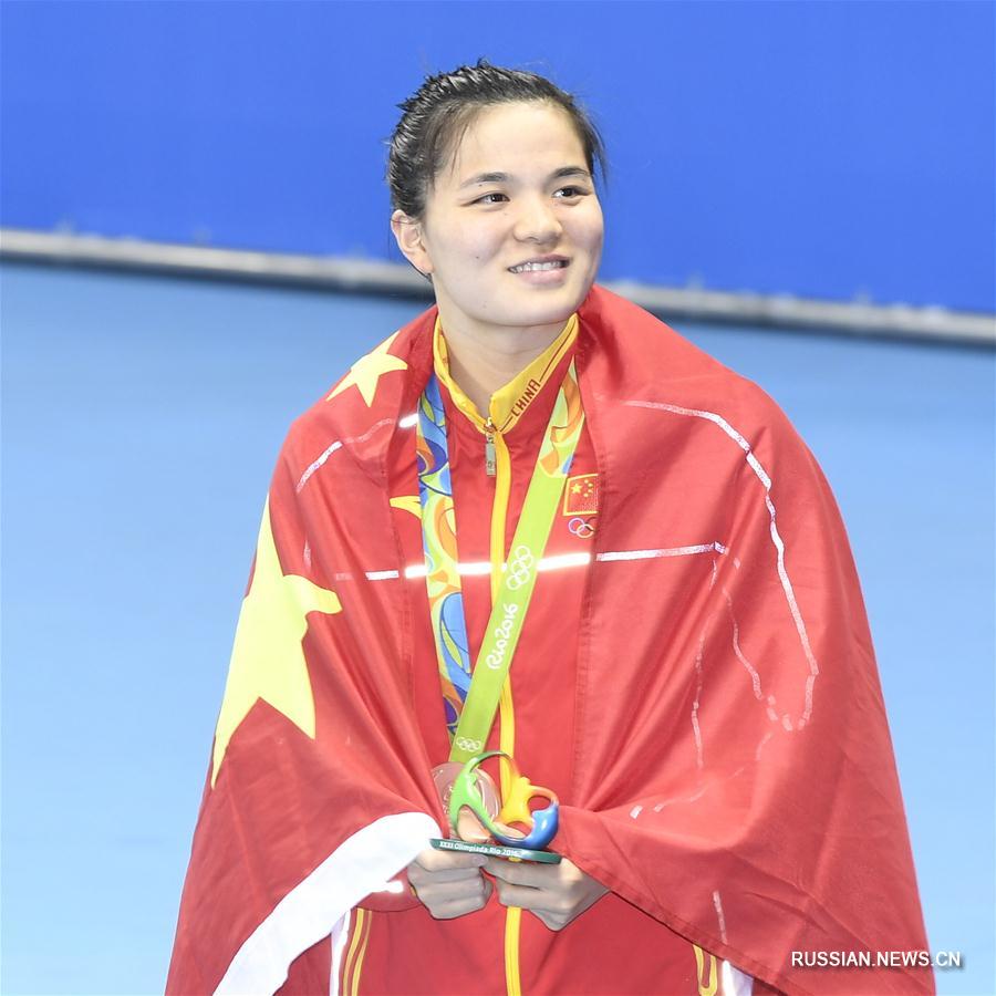 /Олимпиада-2016/ Китаянка Ши Цзинлинь завоевала бронзовую медаль Олимпийских игр  в заплыве на 200 м брассом