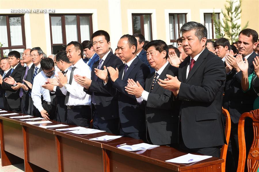 Китайская компания ТВЕА построила в Таджикистане новую школу