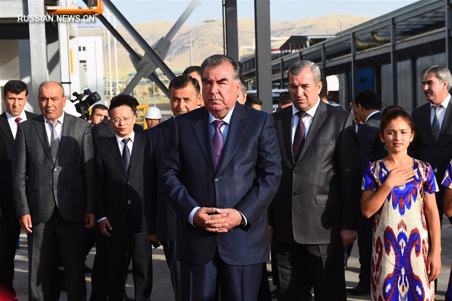 На юге Таджикистана открылись предприятия по изготовлению компонентов для алюминиевого производства
