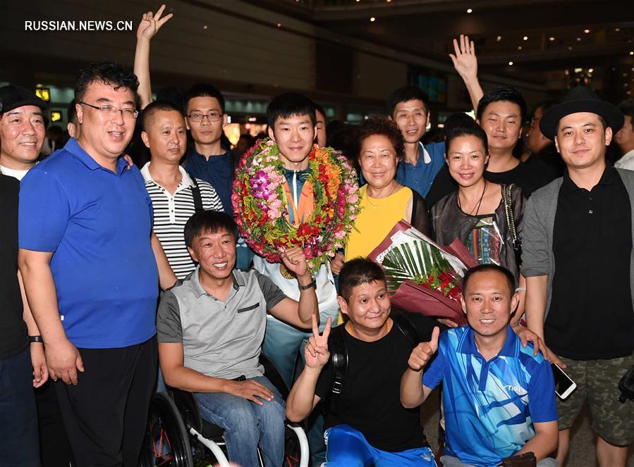 Китайская паралимпийская делегация вернулась в Пекин из Бразилии