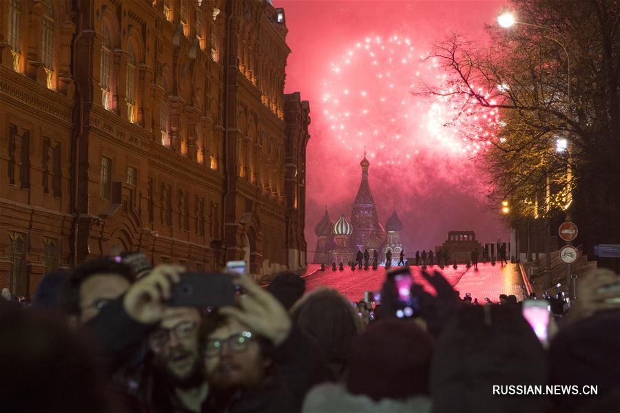 Новогодние торжества в Москве