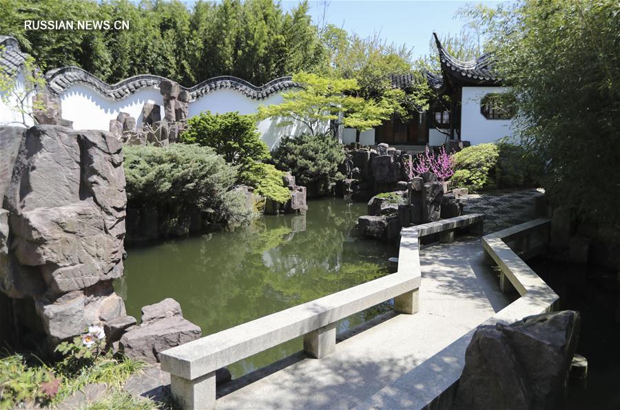 Чарующая красота китайского сада "Цзисин юань" в Нью-Йорке