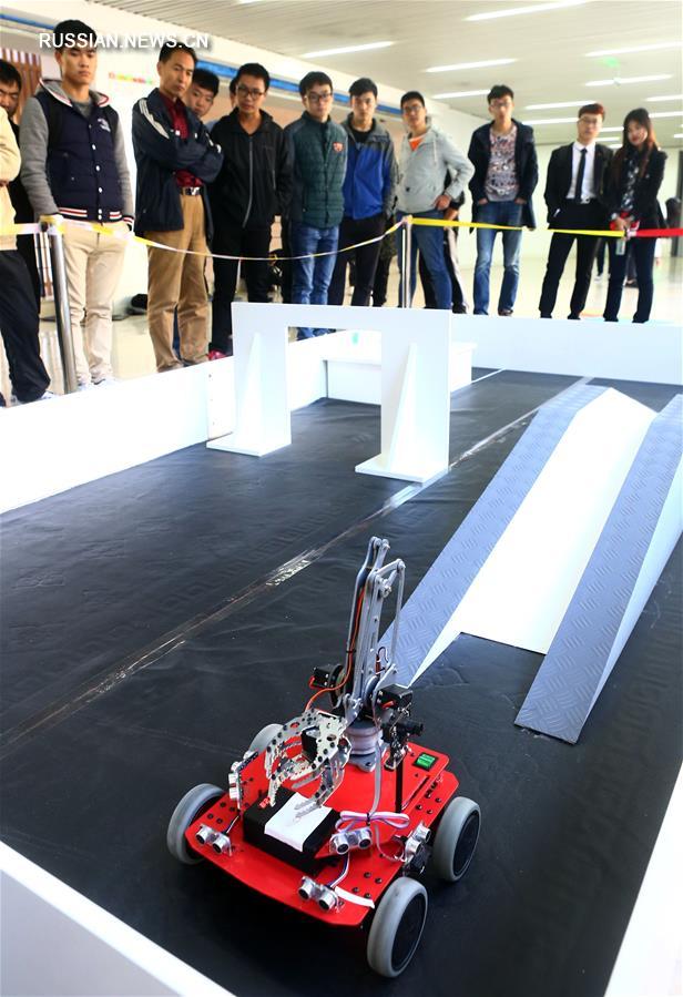Студенческий конкурс роботов в Тяньцзине
