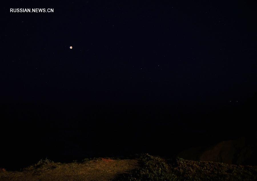 Полное лунное затмение в области залива Сан-Франциско