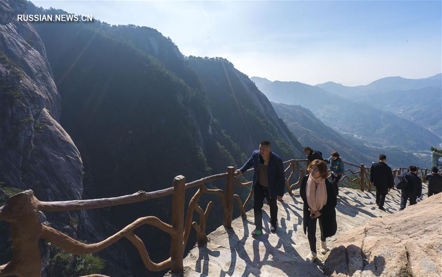 Геологический парк Хуангань Дабешань: взгляд с неба