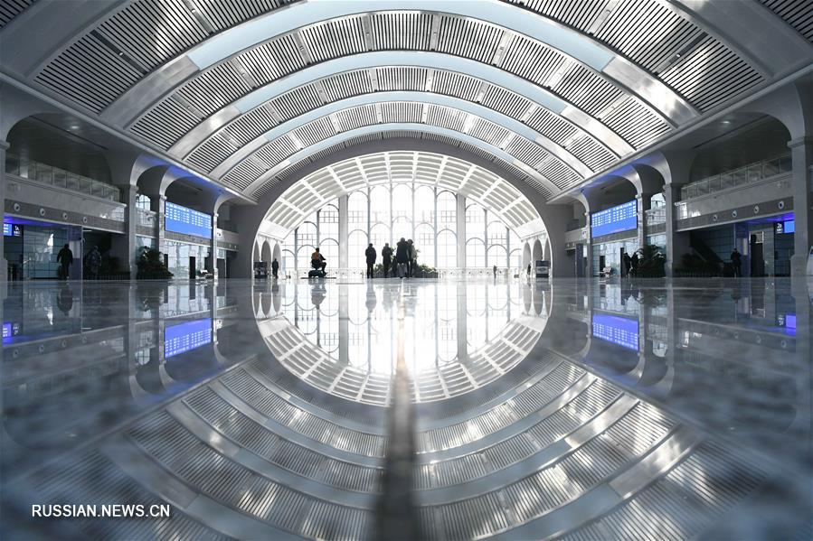 Завершено строительство важнейшей узловой станции на самой северной из скоростных магистралей -- нового вокзала Муданьцзян 