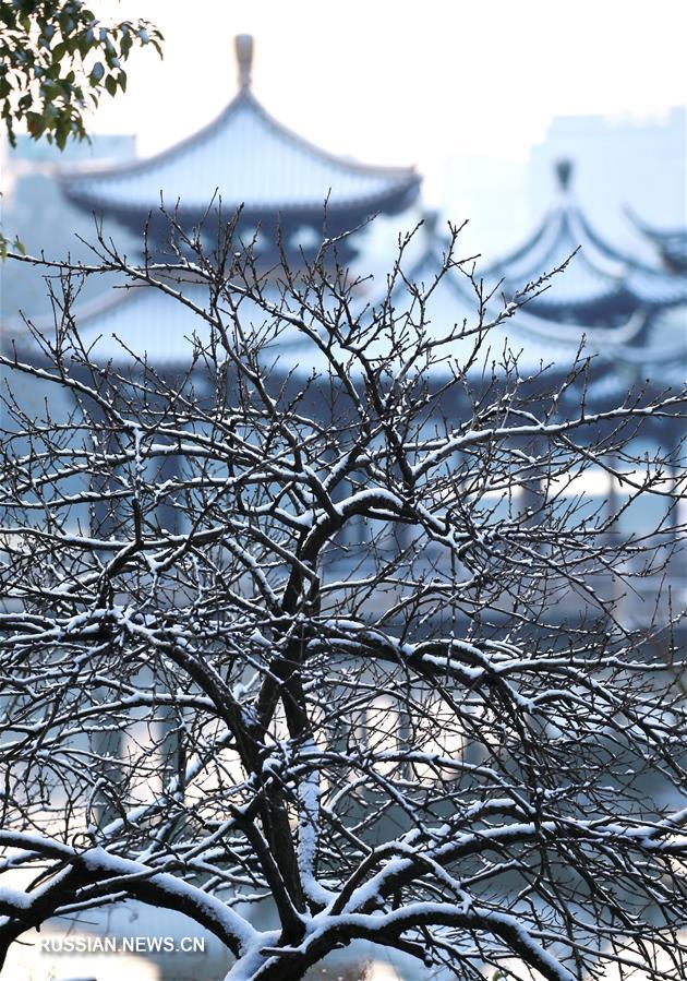 Древние стены Китая под снегом