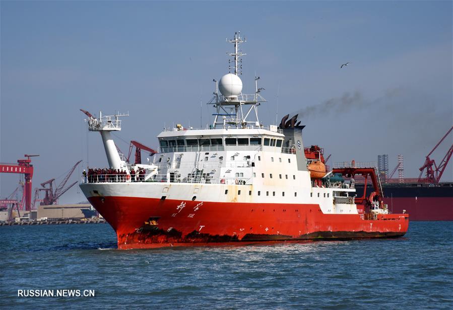 Научно-исследовательское судно "Кэсюэ" завершило миссию в западной части Тихого океана и вернулось в Циндао