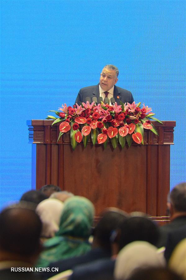 Тематический брифинг "Национальная политика и национальная солидарность: практический опыт Синьцзян-Уйгурского автономного района" в Урумчи