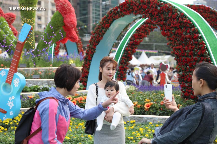 Цветочная выставка в Сянгане привлекает многочисленных туристов