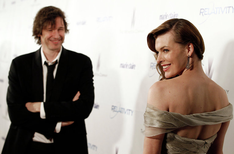 Американская актриса Мила Йовович и американский кинорежиссер Пол Андерсон. 2011 год