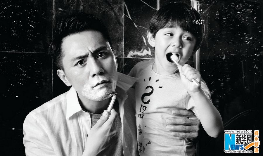 Актер Лю Е с сыном позирует для модного журнала